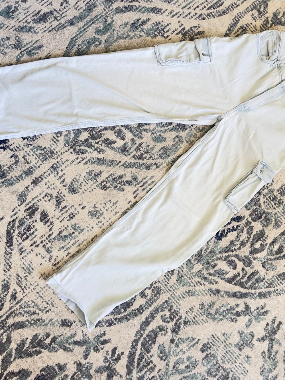 Hollister Pale Blue Straight-Leg Jeans with Cargo Pockets